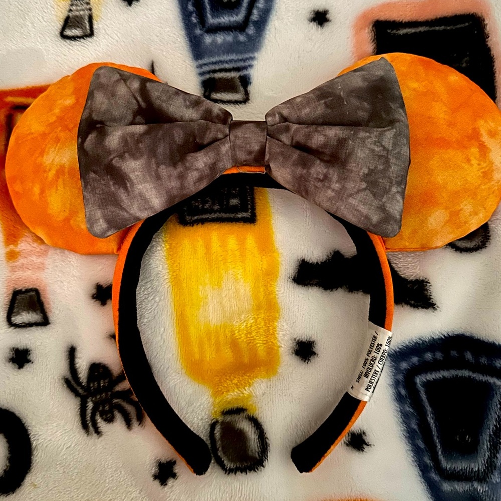 New Halloween time Minnie Mouse ears